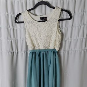 Never warn pre-teen dress